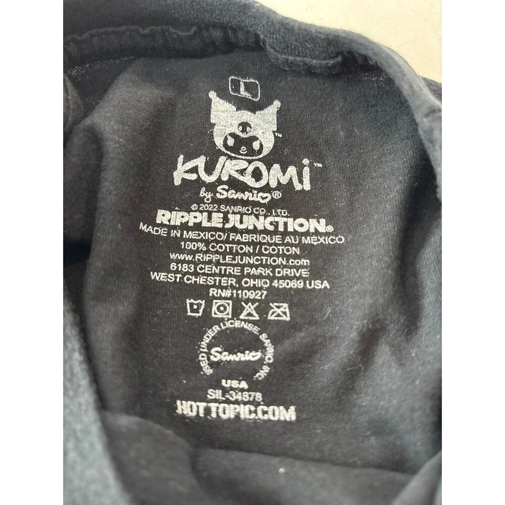 Kuromi black t- shirt size Large - Picture 3 of 3